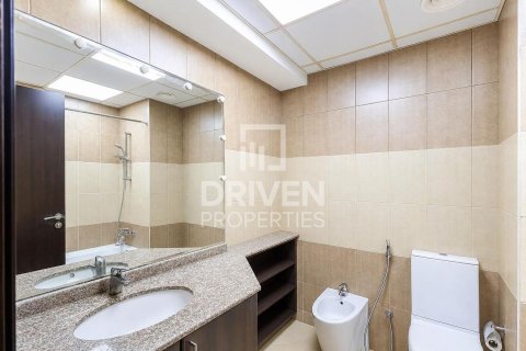 Appartement à Churchill Towers, Business Bay, Dubai, 2 chambres, 136.75 m², № 144688 - photo 10