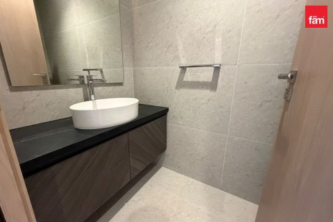 Apartment in Business Bay, Dubai 2 bedrooms, 135.7 sq.m. № 143909 - photo 16
