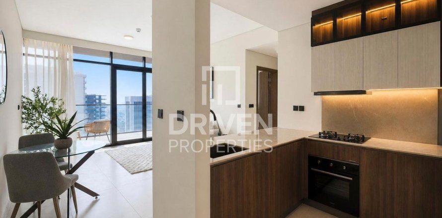 Penthouse à Business Bay, Dubai, 2 chambres, 137.03 m², № 144767