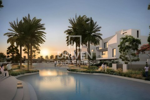 Villa à Dubai, 4 chambres, 784.01 m², № 144210 - photo 7
