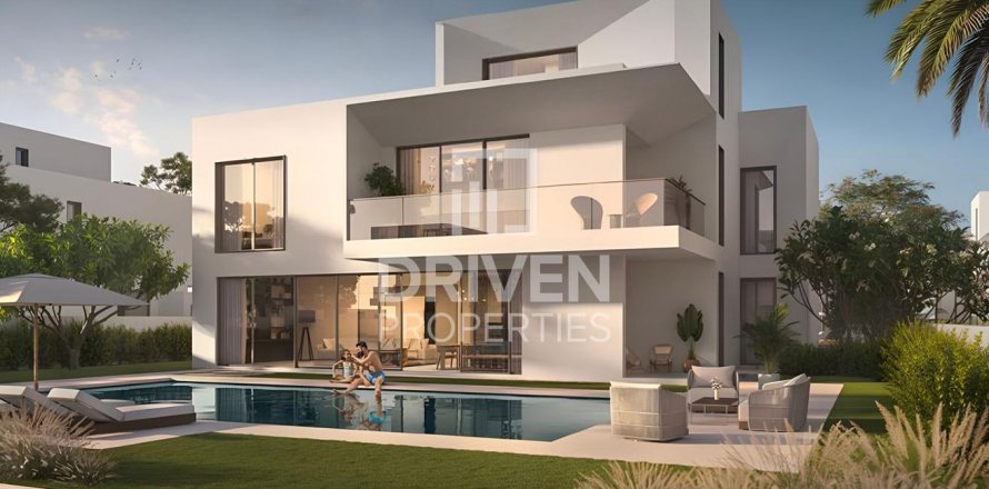 Villa à Dubai, 4 chambres, 784.01 m², № 144210