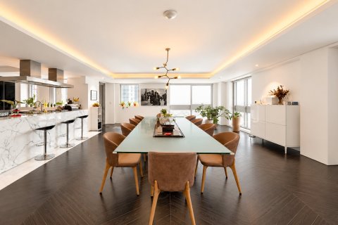 Penthouse in Business Bay, Dubai 4 bedrooms, 602.01 sq.m. № 145763 - photo 7