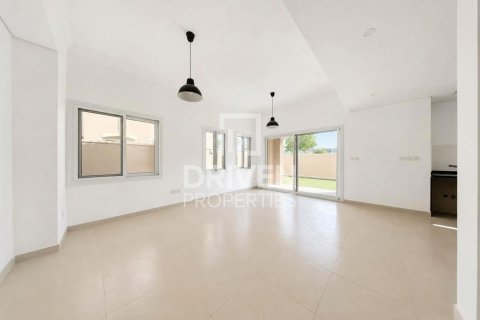 Villa à Casa Dora, Serena, Dubai, 3 chambres, 313.18 m², № 144931 - photo 4