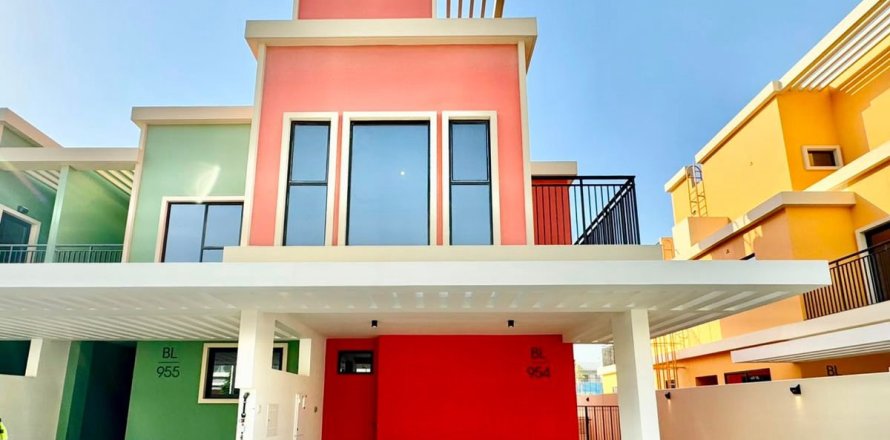 Townhouse in Dubai 3 bedrooms, 219.6 sq.m. № 144030