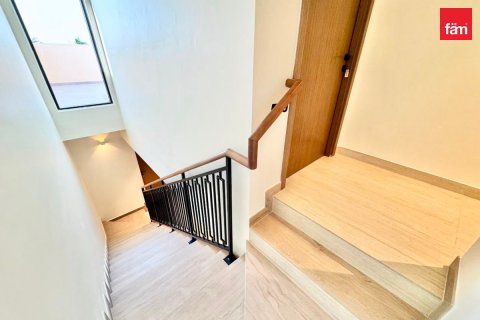 Townhouse in Dubai 3 bedrooms, 219.6 sq.m. № 144030 - photo 11