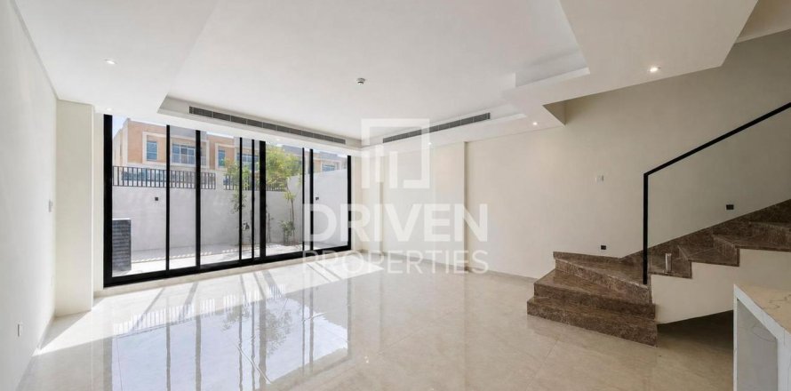 Townhouse in Al Furjan, Dubai 4 bedrooms, 166.2 sq.m. № 145551