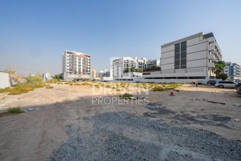 Land in Al Warsan, Dubai 2420.87 sq.m. № 145003 - photo 9