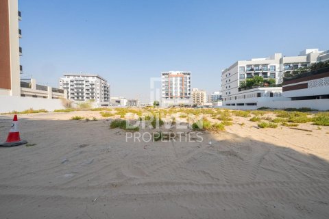 Land in Al Warsan, Dubai 2420.87 sq.m. № 145003 - photo 2
