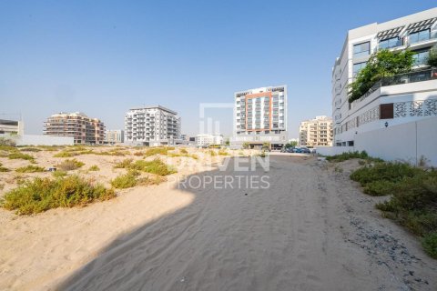 Land in Al Warsan, Dubai 2420.87 sq.m. № 145003 - photo 6