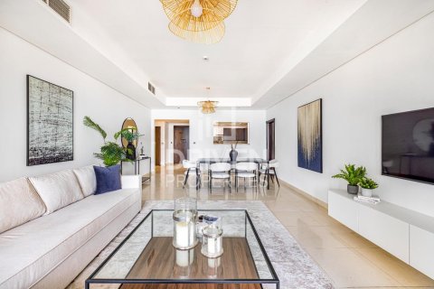 Apartment in The Crescent, Palm Jumeirah, Dubai 2 bedrooms, 181.72 sq.m. № 144446 - photo 3
