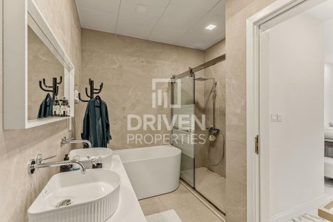 Apartment in Oceana, Palm Jumeirah, Dubai 2 bedrooms, 158.77 sq.m. № 145477 - photo 13