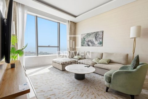 شقة في The Palm Tower, نخلة جميرا, دبي 1غرف نوم, 98.11 م² رقم 145328