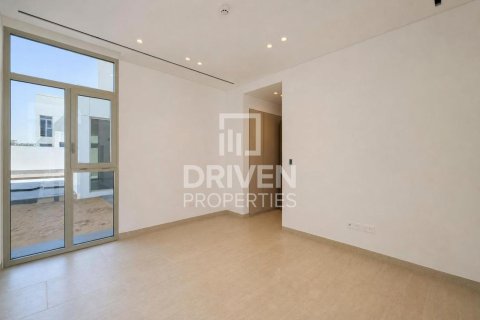 Villa in Jumeirah Park, Dubai 5 bedrooms, 547.57 sq.m. № 145235 - photo 13