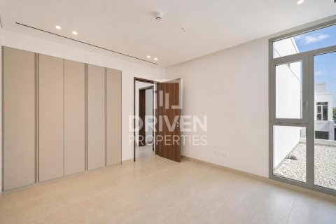 Villa in Jumeirah Park, Dubai 5 bedrooms, 547.57 sq.m. № 145235 - photo 18