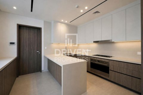 Villa in Jumeirah Park, Dubai 5 bedrooms, 547.57 sq.m. № 145235 - photo 11