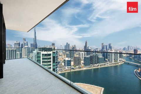 Apartment in Business Bay, Dubai 4 bedrooms, 240.7 sq.m. № 145916