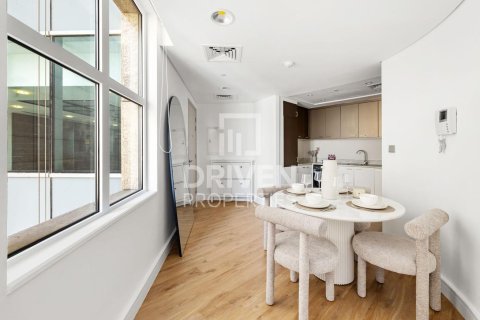 Снять в аренду квартиру в DIFC, Дубай: студию, 83.52м², № 145423 - фото 9