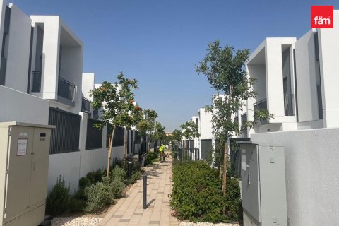 Townhouse in Dubai 3 bedrooms, 157.9 sq.m. № 145927 - photo 19