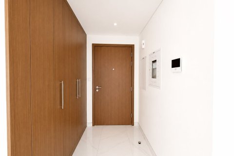 Apartment in Al Furjan, Dubai 2 bedrooms, 117.34 sq.m. № 145709 - photo 6