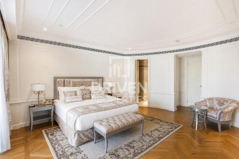 Dúplex en Palazzo Versace, Culture Village, Dubai, 3 dormitorios, 472.32 m², № 144341 - foto 10