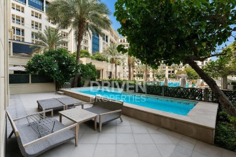 Dúplex en Palazzo Versace, Culture Village, Dubai, 3 dormitorios, 472.32 m², № 144341 - foto 25