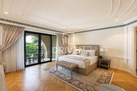 Dúplex en Palazzo Versace, Culture Village, Dubai, 3 dormitorios, 472.32 m², № 144341 - foto 8