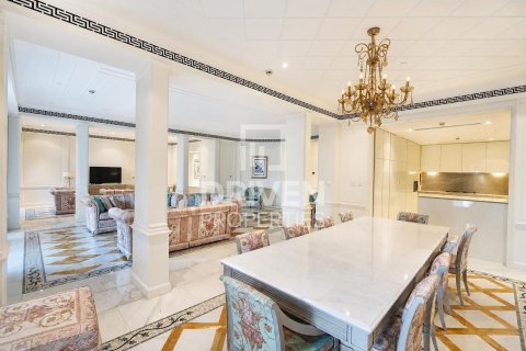 Dúplex en Palazzo Versace, Culture Village, Dubai, 3 dormitorios, 472.32 m², № 144341 - foto 6