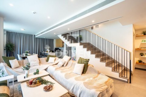 Villa à Arabian Ranches 3, Dubai, 4 chambres, 299.98 m², № 144133 - photo 4