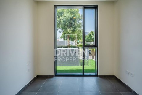 Villa à Arabian Ranches 3, Dubai, 4 chambres, 299.98 m², № 144133 - photo 7