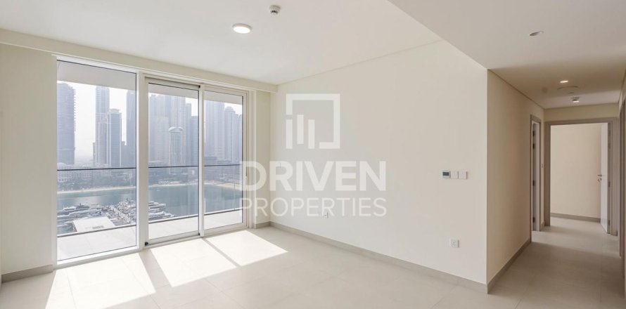 Квартира в EMAAR Beachfront, Dubai Harbour, Дубай, 2 спальни, 115.66м², № 145629