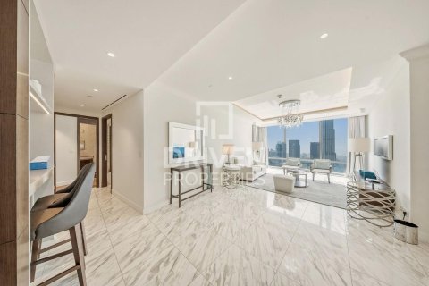Снять в аренду квартиру в The Address Residence Fountain Views, Даунтаун Дубай (Даунтаун Бурдж Дубай), Дубай: 4 спальни, 251.21м², № 145509 - фото 2