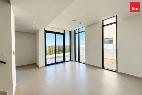Villa in Dubai 4 bedrooms, 261.6 sq.m. № 143888 - photo 3