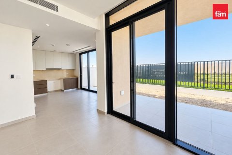 Villa in Dubai 4 bedrooms, 261.6 sq.m. № 143888