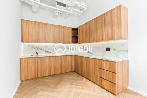 Bureau à Business Bay, Dubai, 64.75 m², № 144075 - photo 7