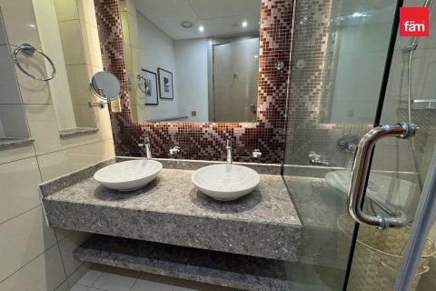 Apartment in Business Bay, Dubai 3 bedrooms, 182.8 sq.m. № 144036 - photo 12
