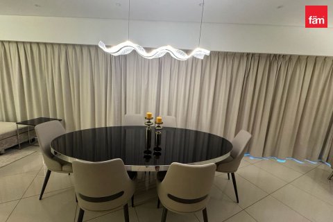 Apartment in Business Bay, Dubai 3 bedrooms, 182.8 sq.m. № 144036 - photo 4