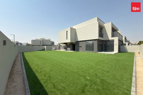 Villa in Dubai 4 bedrooms, 529.7 sq.m. № 143989 - photo 12