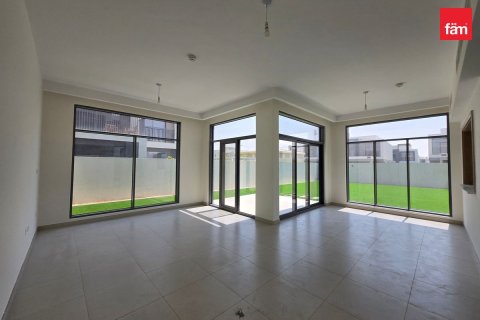 Villa in Dubai 4 bedrooms, 529.7 sq.m. № 143989 - photo 2