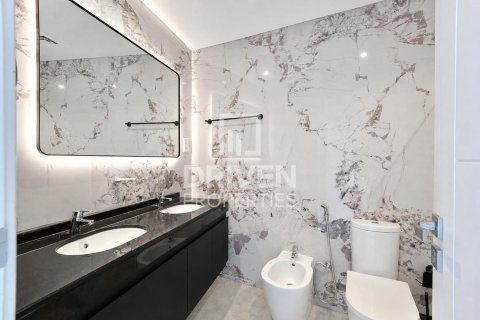 Apartment in Damac Heights, Dubai Marina, Dubai 3 bedrooms, 175.68 sq.m. № 145465 - photo 11