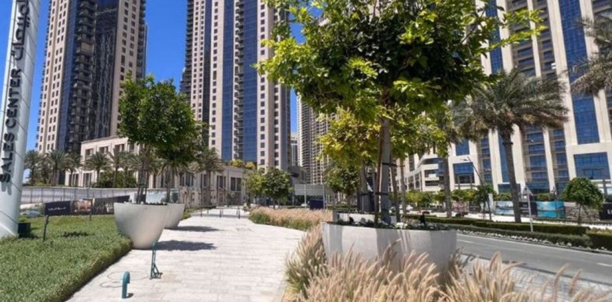 Apartment in Dubai 2 bedrooms, 204.7 sq.m. № 143846
