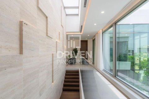 Villa en La Mer, Jumeirah, Dubai, 5 dormitorios, 704.76 m², № 144628 - foto 16