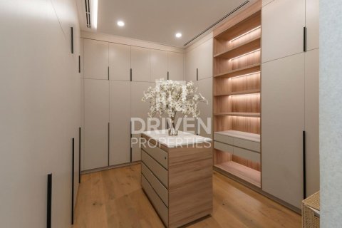 Villa en La Mer, Jumeirah, Dubai, 5 dormitorios, 704.76 m², № 144628 - foto 19