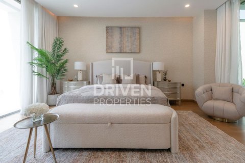 Villa en La Mer, Jumeirah, Dubai, 5 dormitorios, 704.76 m², № 144628 - foto 11