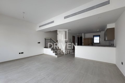 Townhouse in Damac Lagoons, Dubai 4 bedrooms, 144 sq.m. № 145114 - photo 4