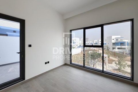 Townhouse in Damac Lagoons, Dubai 4 bedrooms, 144 sq.m. № 145114 - photo 14