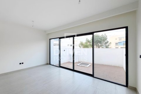 Townhouse in Damac Lagoons, Dubai 4 bedrooms, 144 sq.m. № 145114 - photo 3