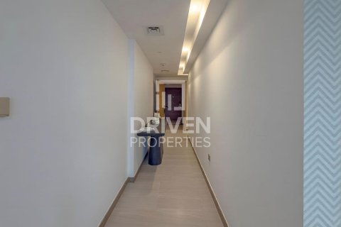 Apartment in Urban Oasis, Business Bay, Dubai 3 bedrooms, 175.87 sq.m. № 145167 - photo 8