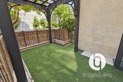 Appartement à Old Town, Dubai, 1 chambre, 125 m², № 143781 - photo 2