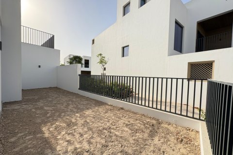 Townhouse in Dubai 4 bedrooms, 267 sq.m. № 143536 - photo 16