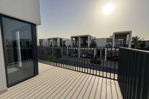 Townhouse in Dubai 4 bedrooms, 267 sq.m. № 143536 - photo 21